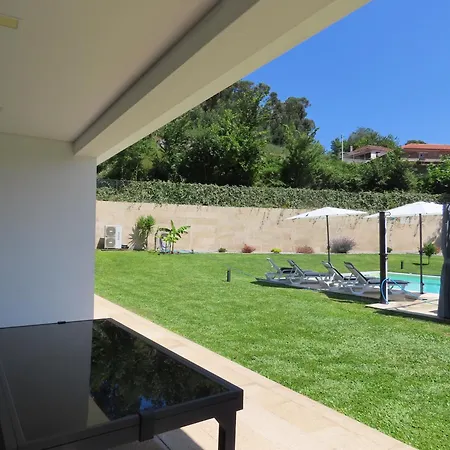 Basto Вилла Кабесейраш-ди-Башту